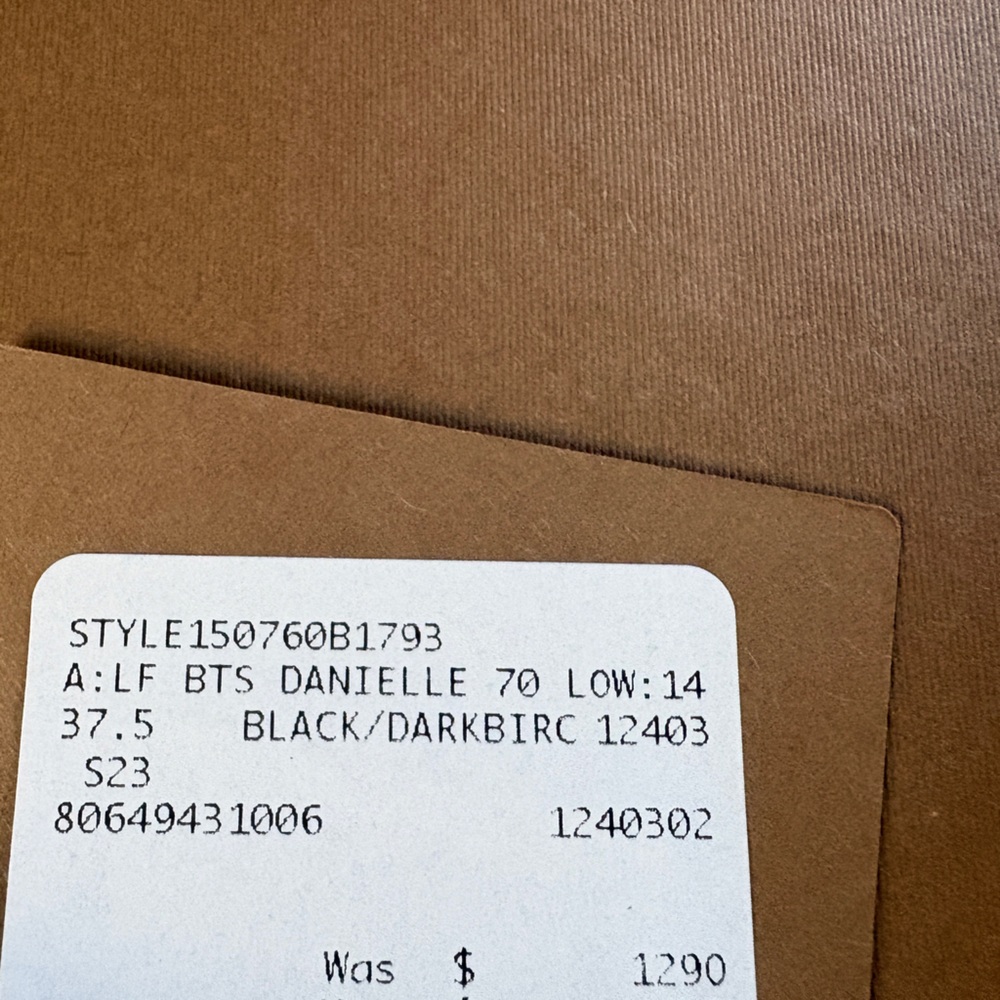 Burberry check paneled leather boots size 37.5 -new - Picture 8 of 8